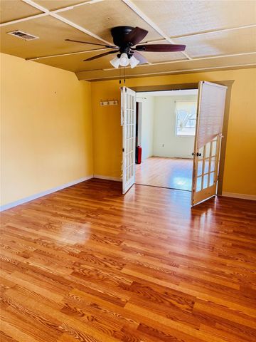 13 Presidio RD, Wimberley, TX 78676