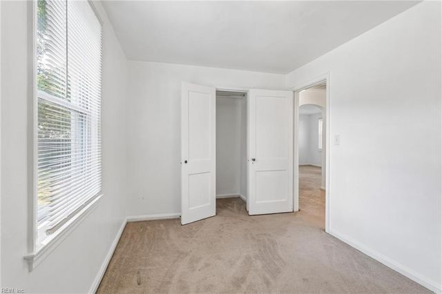 5930 Andrew PL, Newport News, VA 23605
