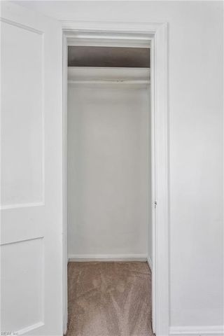 5930 Andrew PL, Newport News, VA 23605