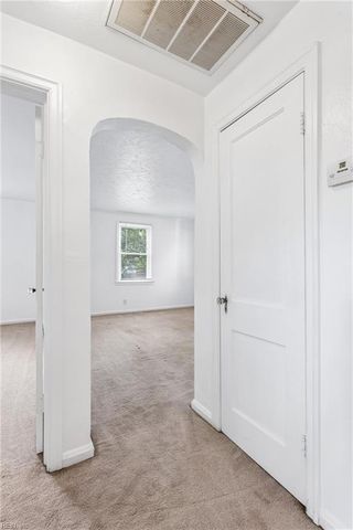 5930 Andrew PL, Newport News, VA 23605