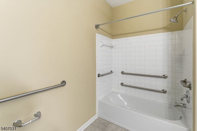 2 Steele Pl E, Hillsborough Twp., NJ 08844