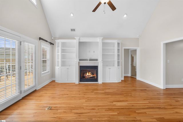 1017 Corie Crest Drive, Boiling Springs, SC 29316