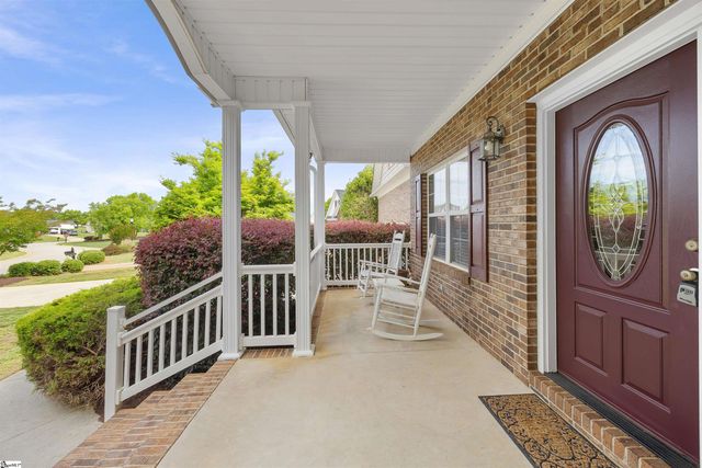 1017 Corie Crest Drive, Boiling Springs, SC 29316