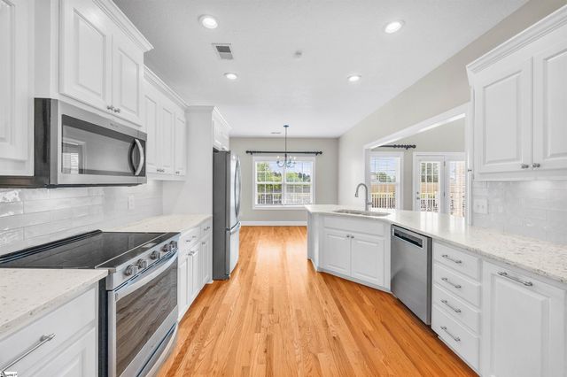 1017 Corie Crest Drive, Boiling Springs, SC 29316