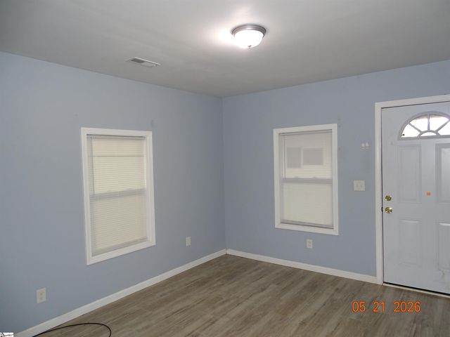 160 Dunbar Street, Wellford, SC 29385