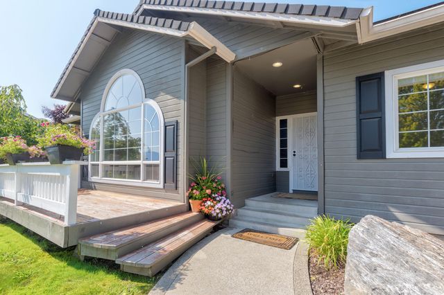 2034 NW Sarum Circle, Grants Pass, OR 97526