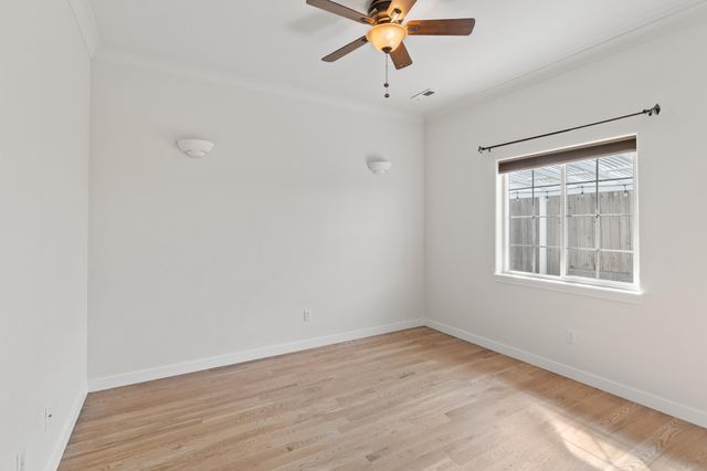 2034 NW Sarum Circle, Grants Pass, OR 97526