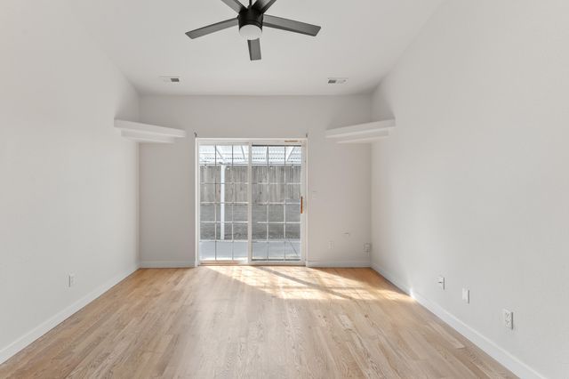 2034 NW Sarum Circle, Grants Pass, OR 97526