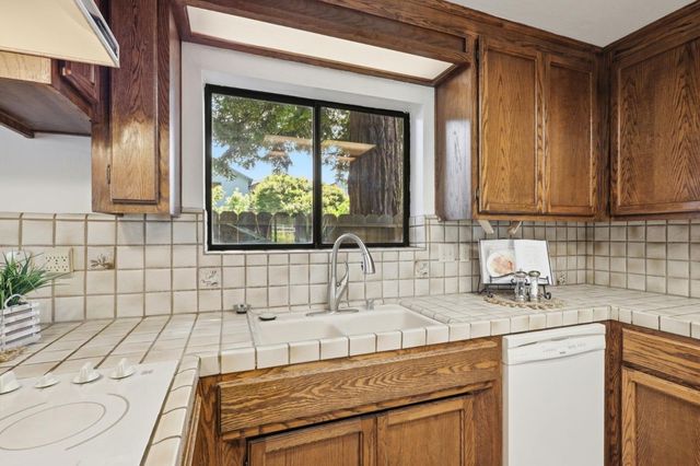 4301 Grace Street 2, Capitola, CA 95010