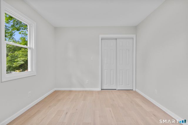 93 North Prospect St Extension, Ansonia, CT 06401