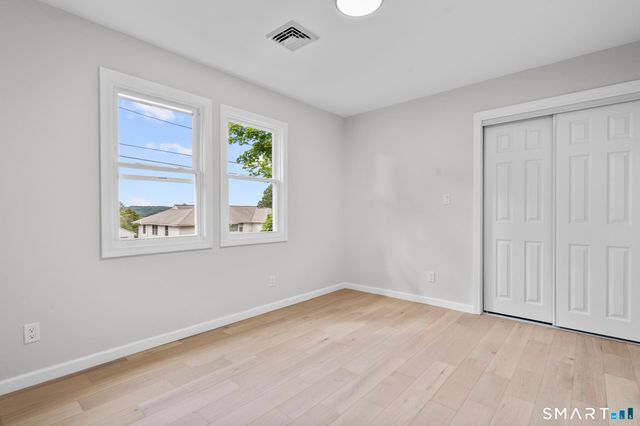 93 North Prospect St Extension, Ansonia, CT 06401