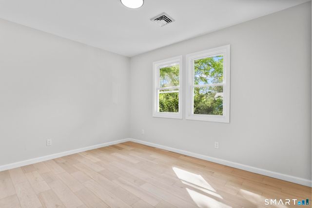 93 North Prospect St Extension, Ansonia, CT 06401
