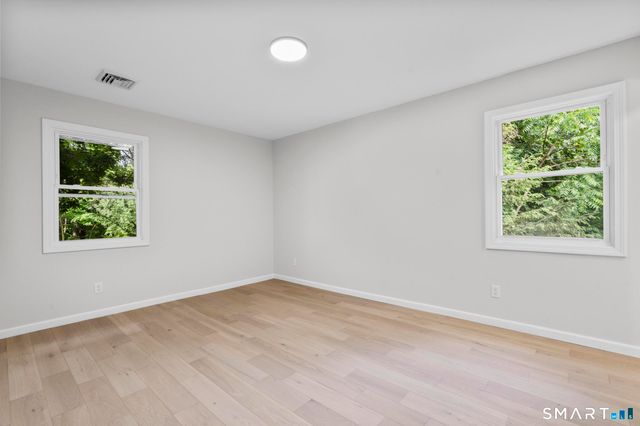 93 North Prospect St Extension, Ansonia, CT 06401