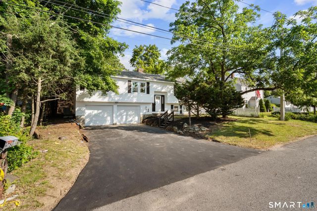 93 North Prospect St Extension, Ansonia, CT 06401