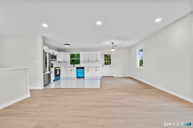 93 North Prospect St Extension, Ansonia, CT 06401