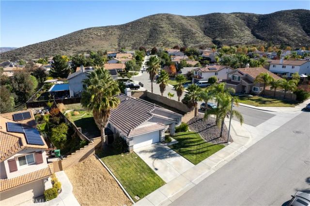 27864 Maywood Bend, Menifee, CA 92585