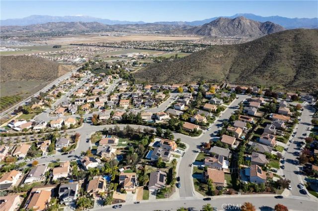 27864 Maywood Bend, Menifee, CA 92585