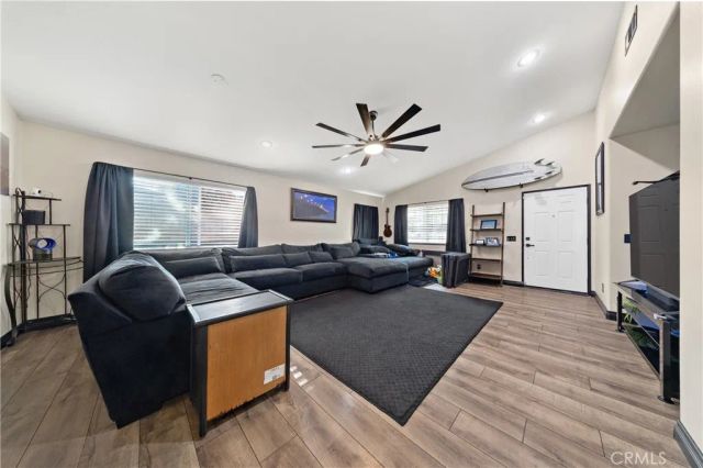 27864 Maywood Bend, Menifee, CA 92585