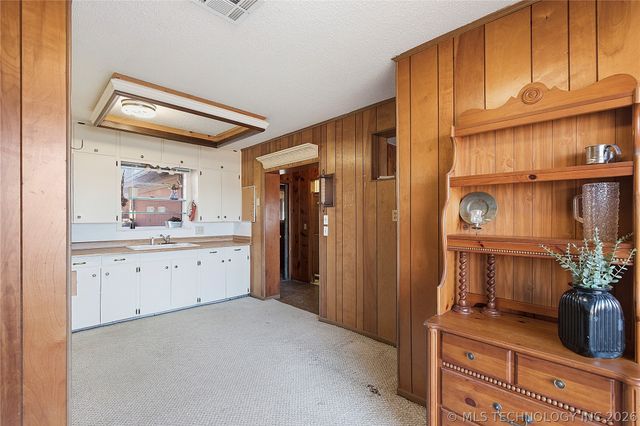 32262 E 720 Road, Wagoner, OK 74467