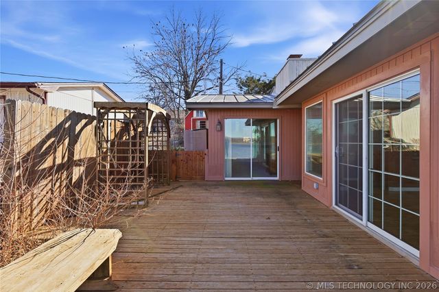 32262 E 720 Road, Wagoner, OK 74467