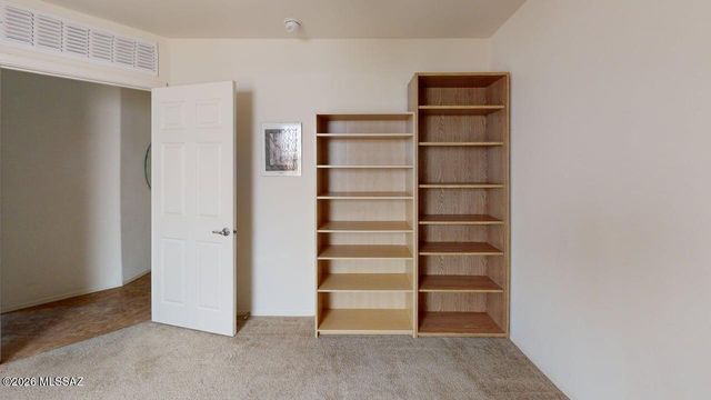 7996 Nautilus Drive, Tucson, AZ 85756