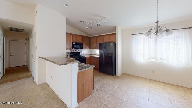 7996 Nautilus Drive, Tucson, AZ 85756