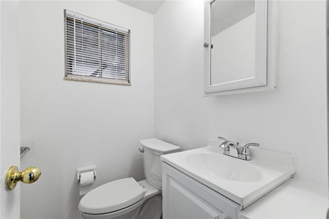 5167 Janie Dr, Baldwin Boro, PA 15227