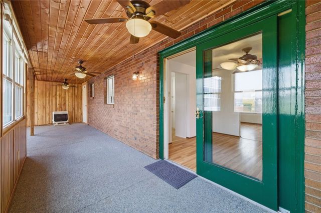 5167 Janie Dr, Baldwin Boro, PA 15227