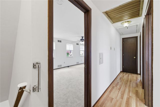 5167 Janie Dr, Baldwin Boro, PA 15227