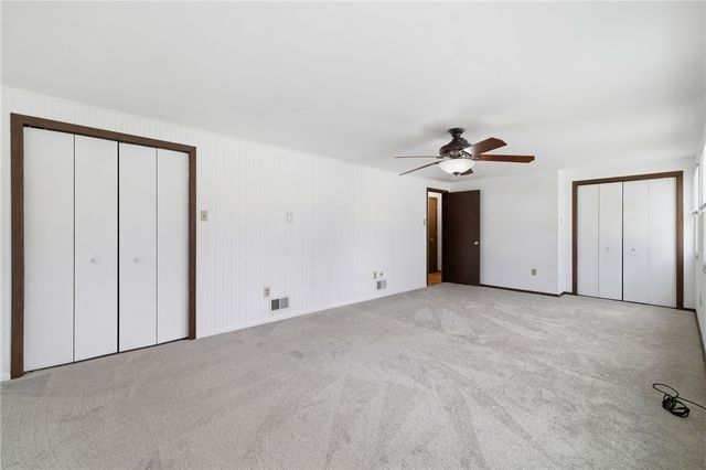 5167 Janie Dr, Baldwin Boro, PA 15227