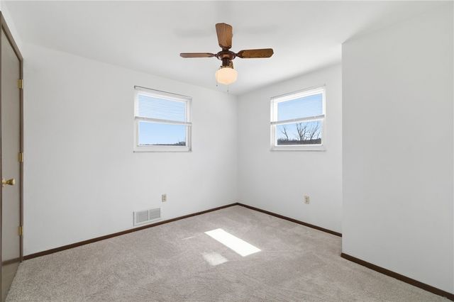 5167 Janie Dr, Baldwin Boro, PA 15227