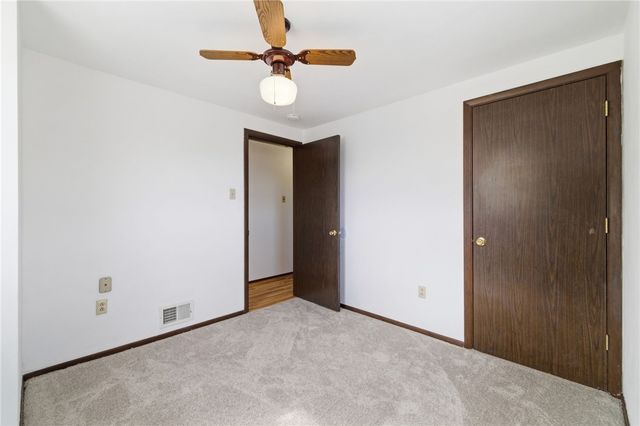 5167 Janie Dr, Baldwin Boro, PA 15227