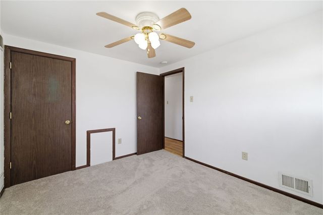 5167 Janie Dr, Baldwin Boro, PA 15227