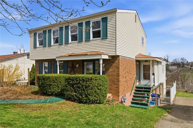 5167 Janie Dr, Baldwin Boro, PA 15227