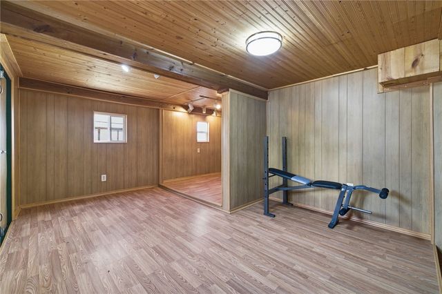 5167 Janie Dr, Baldwin Boro, PA 15227