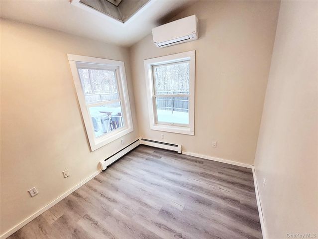 8 Rocky Road, Monroe, NY 10950