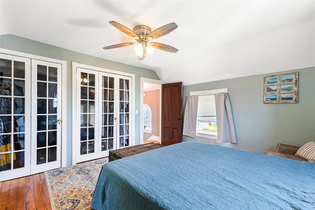10 Burton Avenue, East Providence, RI 02915