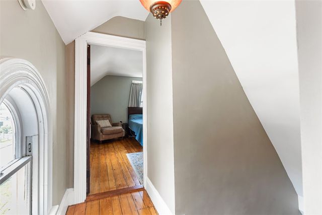 10 Burton Avenue, East Providence, RI 02915