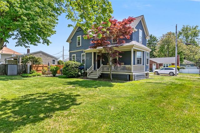 10 Burton Avenue, East Providence, RI 02915