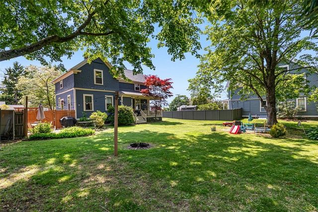 10 Burton Avenue, East Providence, RI 02915