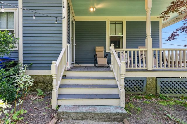 10 Burton Avenue, East Providence, RI 02915
