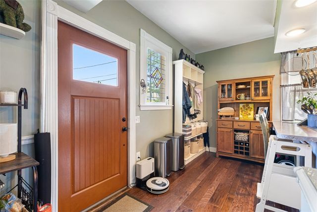 10 Burton Avenue, East Providence, RI 02915