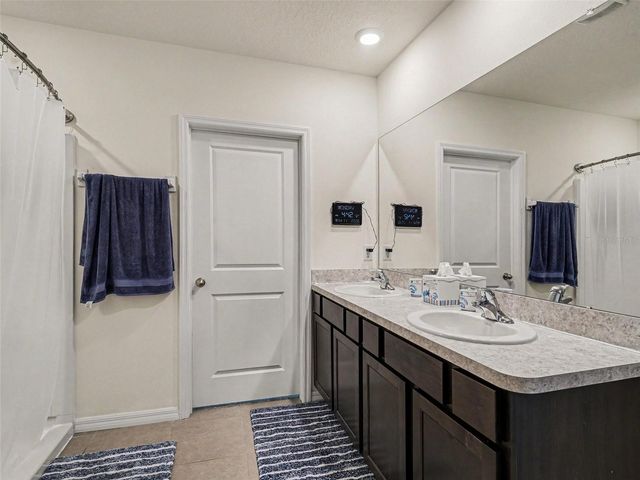 5655 WOODLAND SAGE DRIVE, Sarasota, FL 34238
