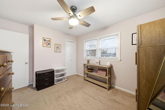 11815 Mahogany Dr, Louisville, KY 40272