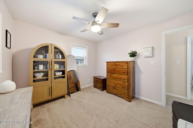 11815 Mahogany Dr, Louisville, KY 40272
