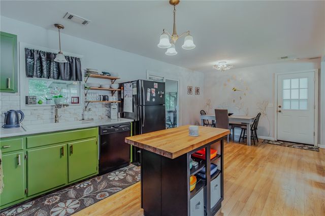12 Worcester Drive, Bella Vista, AR 72714