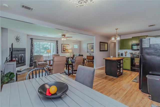 12 Worcester Drive, Bella Vista, AR 72714