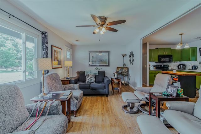 12 Worcester Drive, Bella Vista, AR 72714