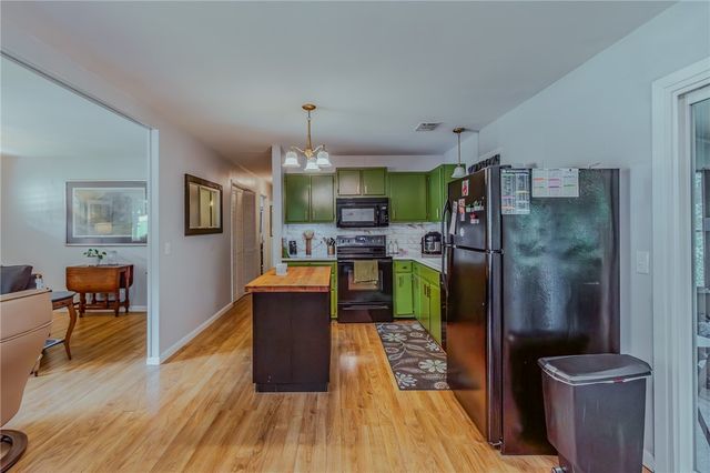 12 Worcester Drive, Bella Vista, AR 72714