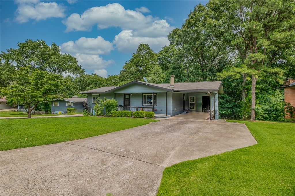 12 Worcester Drive, Bella Vista, AR 72714